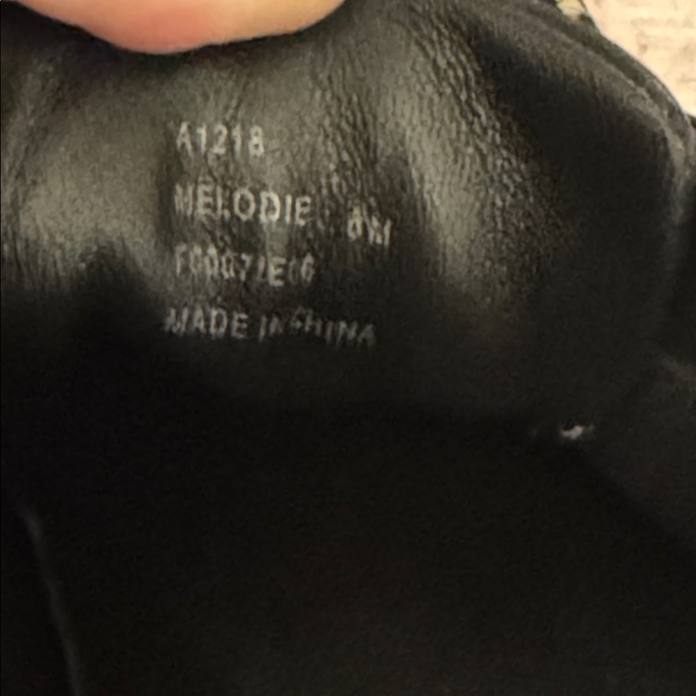Coach Melodie Signature C Low Top Sneaker - Picture 8 of 8